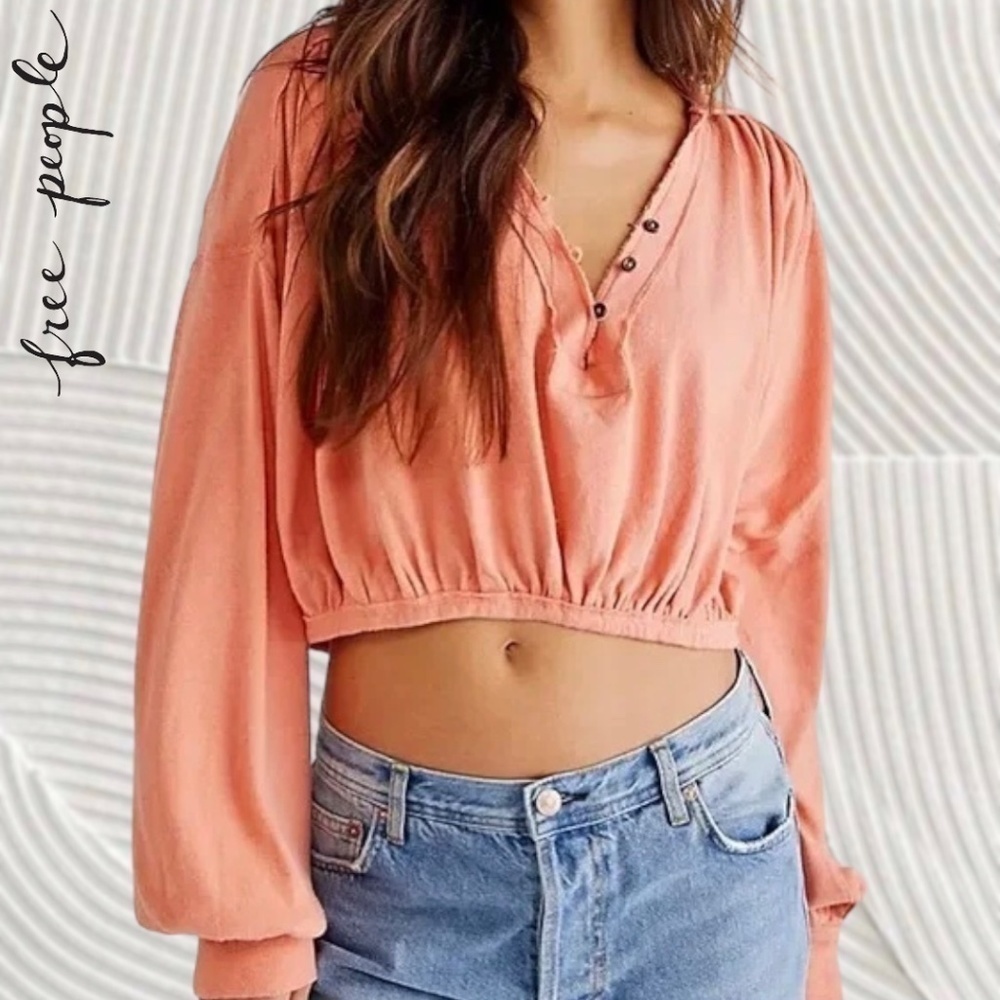 FREE PEOPLE Darren Long Sleeve Relaxed Billowy Deep V-Neck Crop Top NWT/XS - Picture 6 of 15